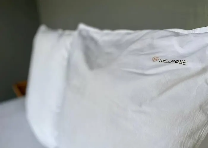 Le Liberty By Melrose *