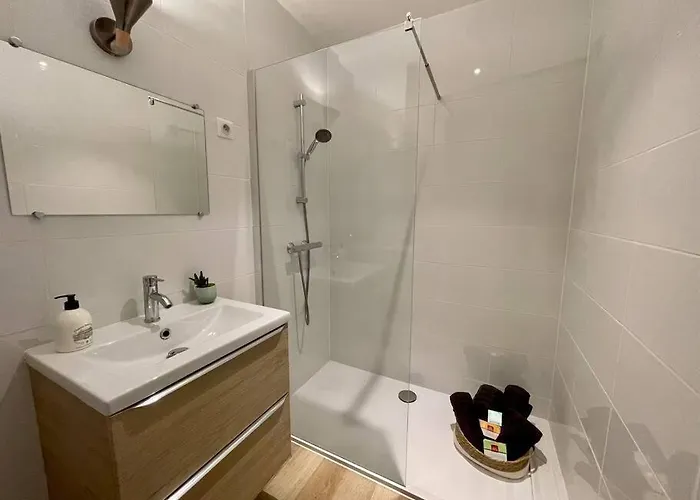 Le Liberty By Melrose * 바이외