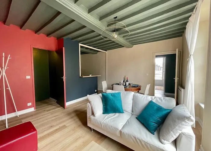 Le Liberty By Melrose *