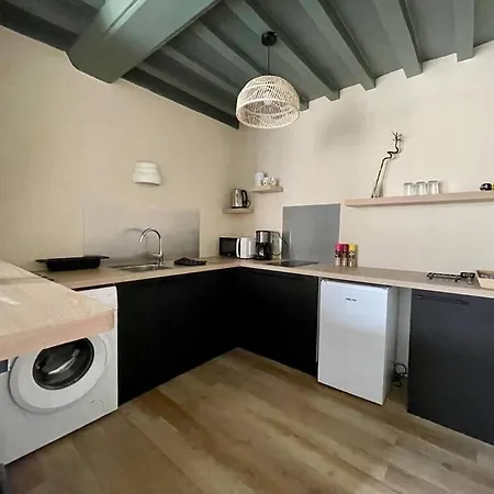 Le Liberty By Melrose Apartment