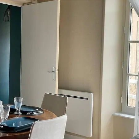 Le Liberty By Melrose Apartment *