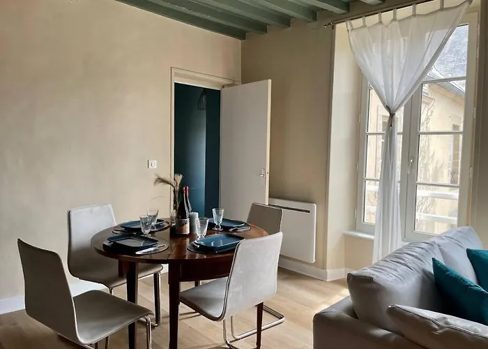 Le Liberty By Melrose